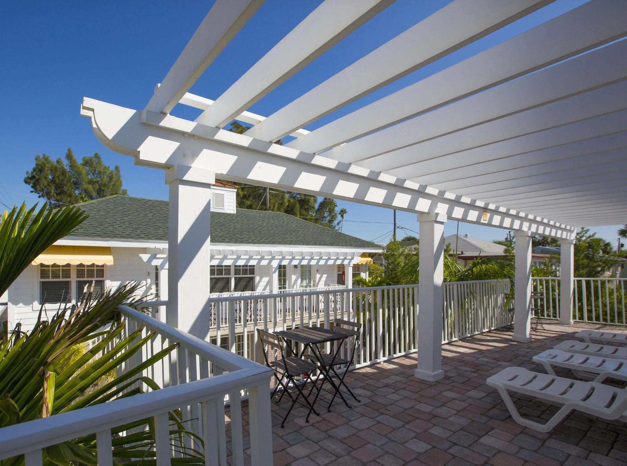 Coconut Inn Pass-A-Grille Beach St. Pete Beach Exterior photo